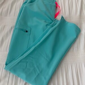 NWOT Neon Blue FIGS Women’s Scrub Pants